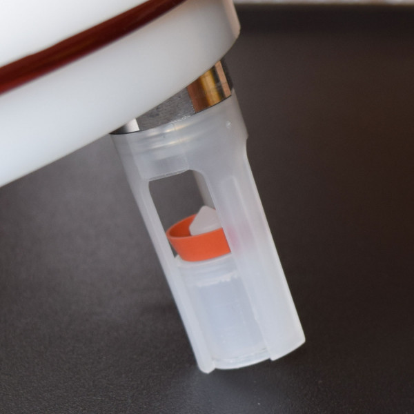 Check Valve for the Enolmaster Vacuum Overflow Vessel Lid